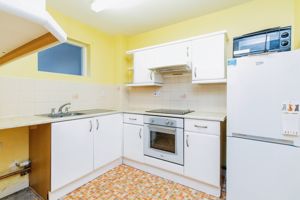 Kitchen- click for photo gallery